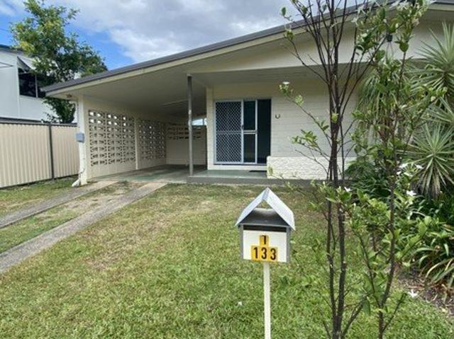 Apartment for rent in Edge Hill, Cairns