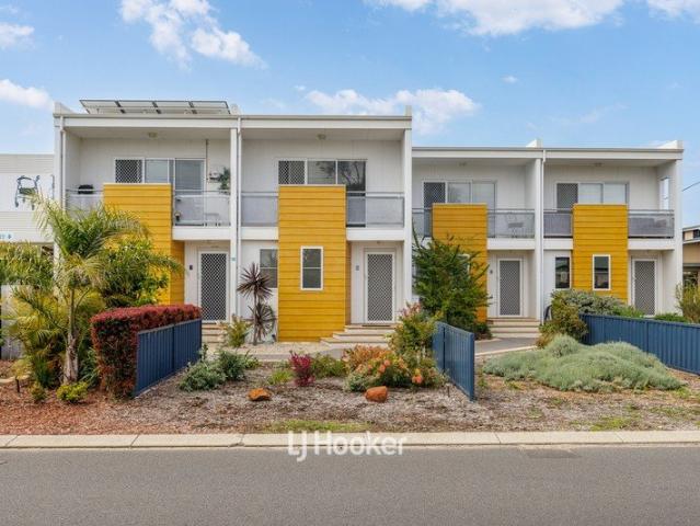 Townhouse for sale in Bunbury, Western Australia