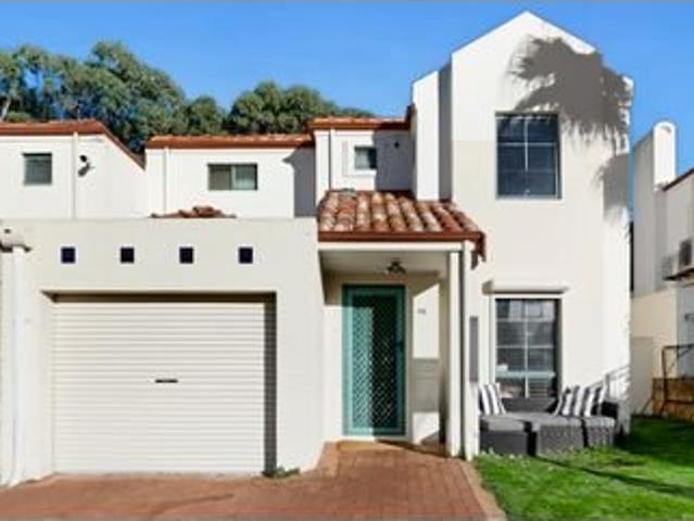 Townhouse for rent in Connolly, Western Australia