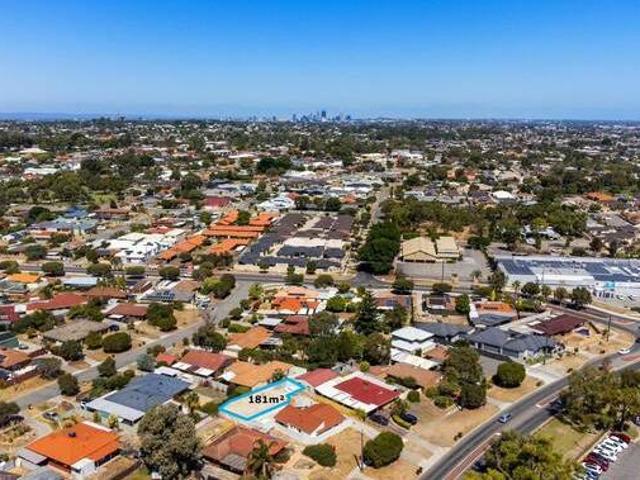 House for rent in Cockburn, Western Australia