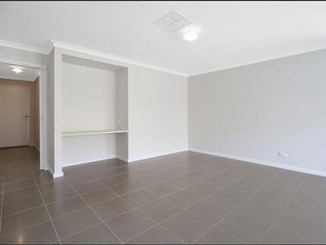 Townhouse for rent in Albury, New South Wales