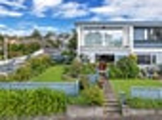 House for sale in Vauxhall, Devonport-Takapuna
