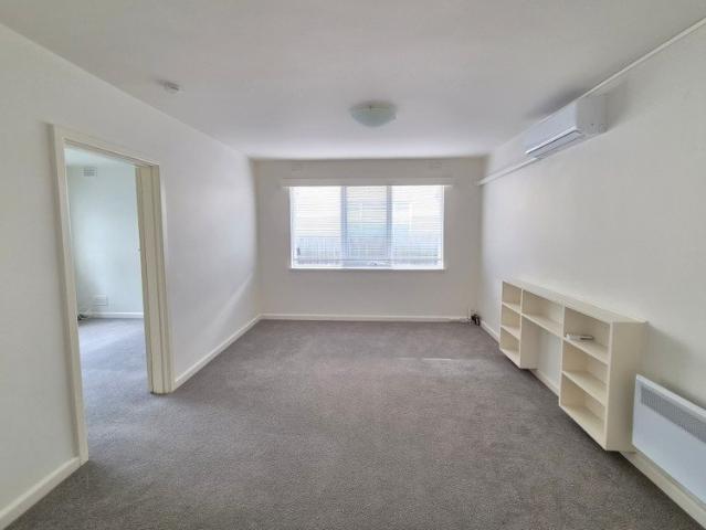 Apartment for rent in Elwood, Melbourne