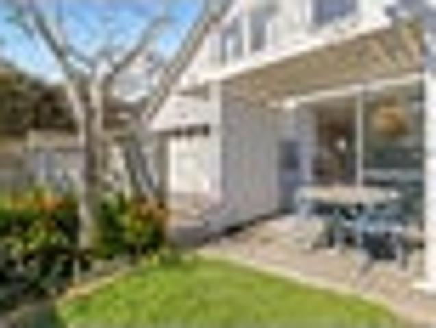 House for sale in Paremoremo, Oroua County