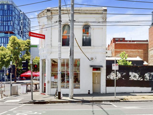 Apartment for rent in Carlton