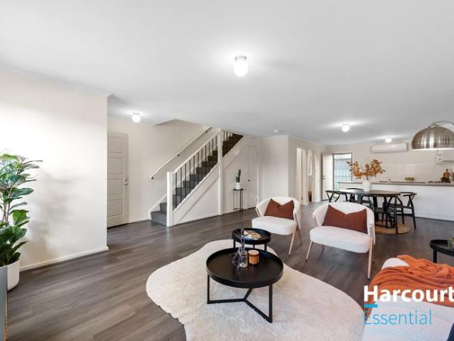 Townhouse for rent in Horseshoe Creek, South Australia