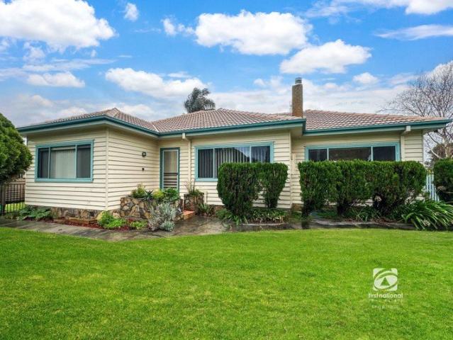 House for rent in Lakes Entrance, Victoria