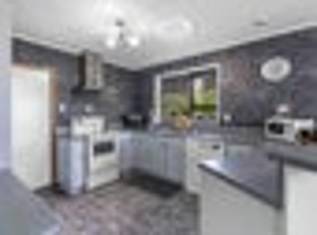 House for sale in Rosedale