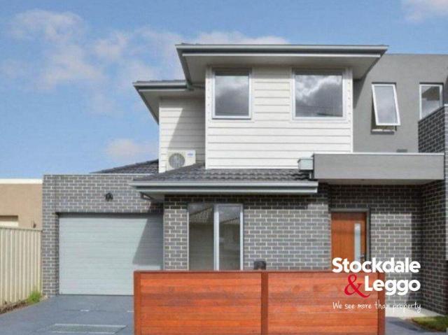 Townhouse for rent in Camerons Creek, Victoria