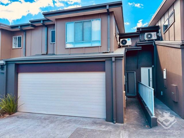Townhouse for rent in Fernbrook, Queensland