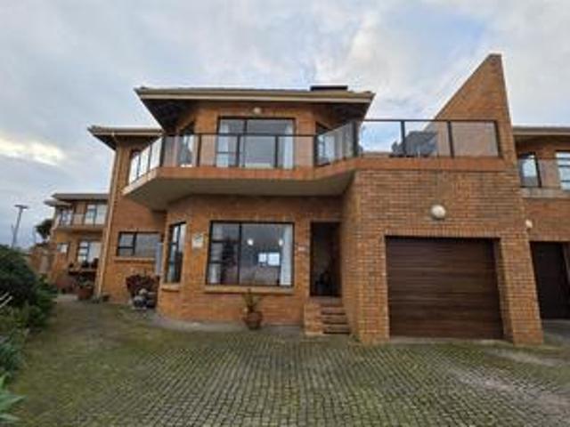 House for sale in Groot Brak Rivier, Western Cape