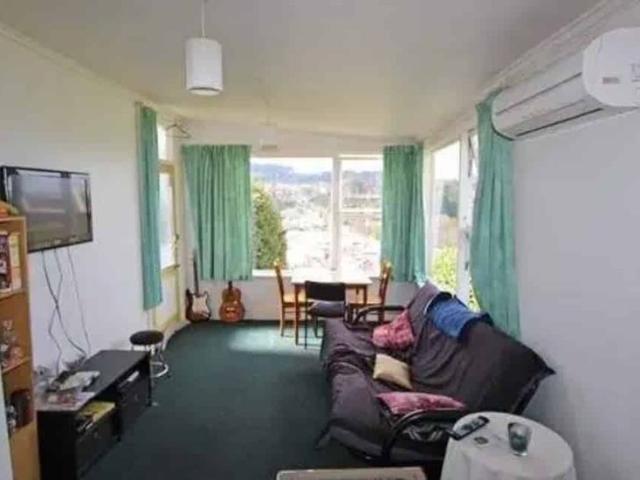 House for rent in Otakou