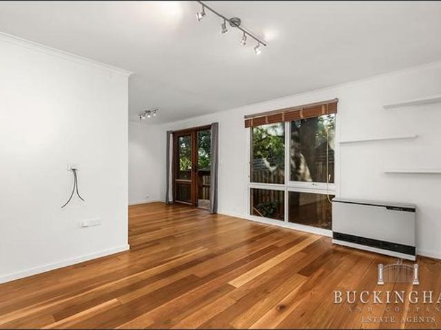 Apartment for rent in Camerons Creek, Victoria