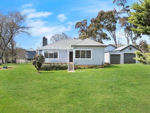 Cottage for sale in Crookwell, New South Wales
