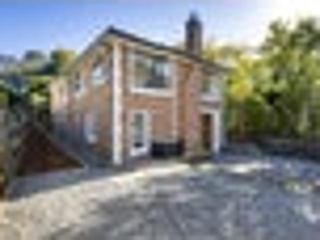 House for sale in Balmoral