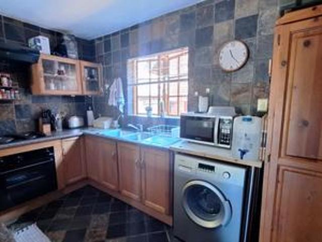 Apartment for rent in Waterkloof, Gauteng