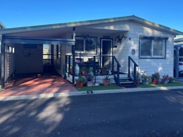 House for sale in Chain Valley Bay, New South Wales