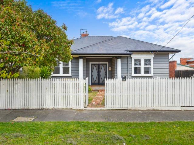 House for sale in Soldiers Hill, Ballarat