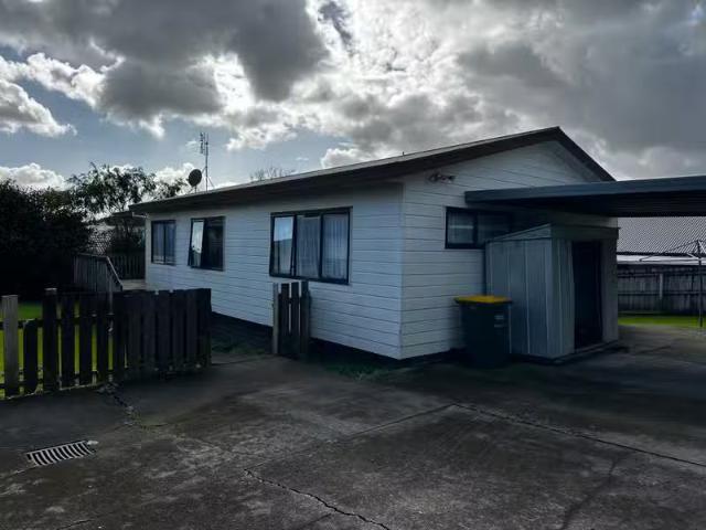 House for rent in Awhitu