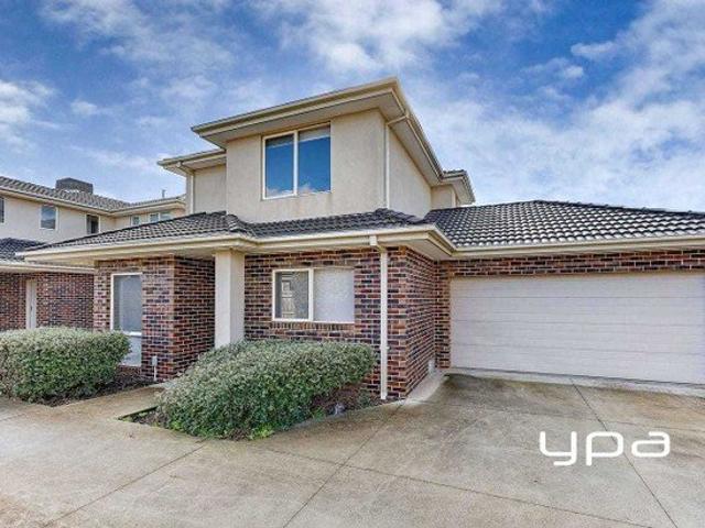 Townhouse for rent in Camerons Creek, Victoria