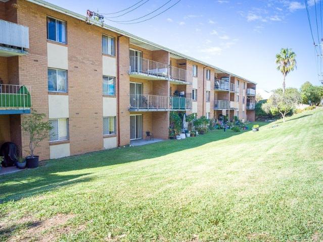Apartment for sale in Hamilton Hill, Western Australia