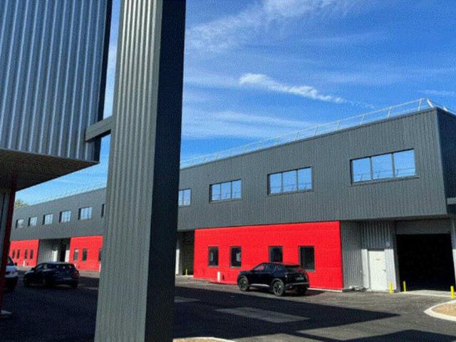 Local Commercial location à Bordeaux, Tresses