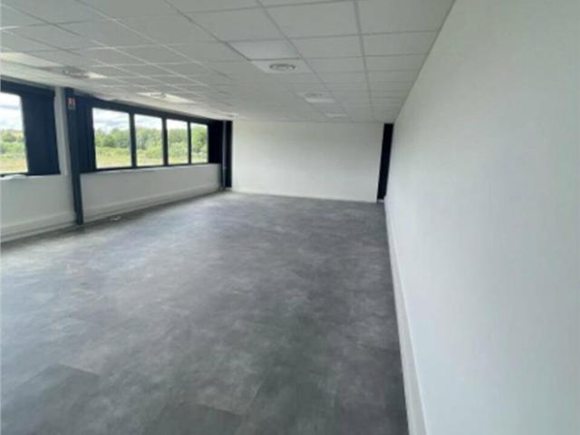 Local Commercial location à Haguenau-Wissembourg, Bernolsheim