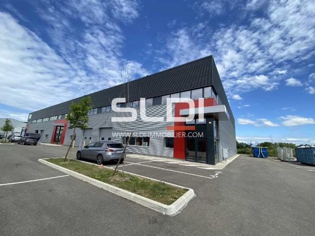 Local Commercial location à Bourg-en-Bresse, Dagneux
