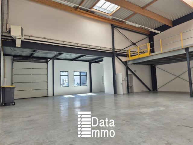Local Commercial location à Melun, Lieusaint