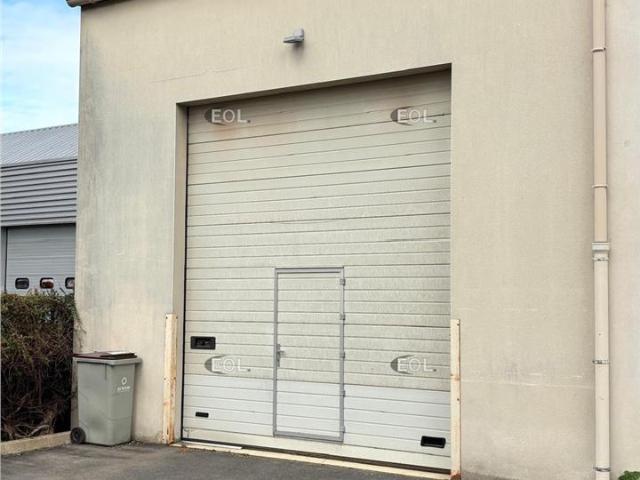 Local Commercial location à Créteil, Mandres-les-roses