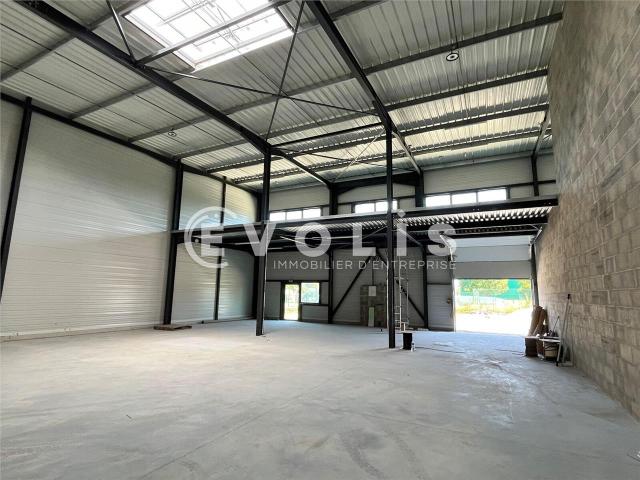 Local Commercial location à Bordeaux, Beychac-et-caillau