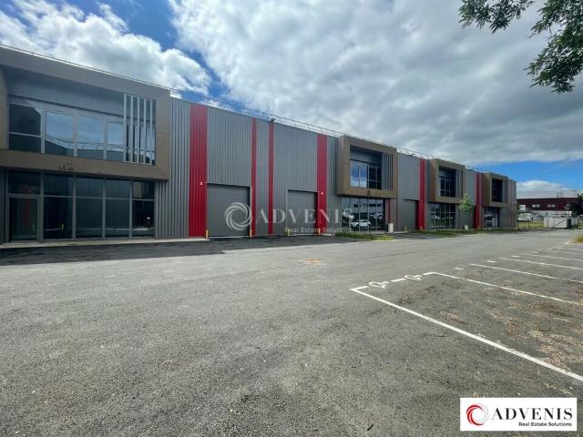Local Commercial location à Bordeaux, Tresses