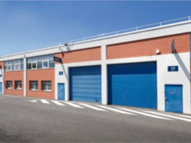 Local Commercial location à Le Raincy, Villepinte
