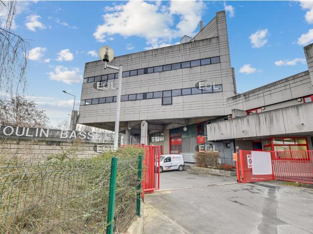 Local Commercial location à Saint-Denis, Saint-denis