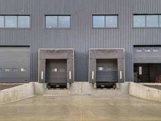 Local Commercial location à Pontoise, Saint-ouen-l'aumône