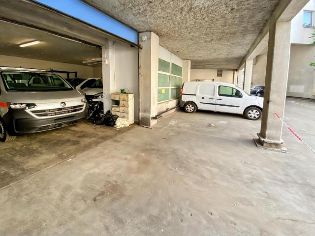 Local Commercial location à Saint-Denis, Île-de-France