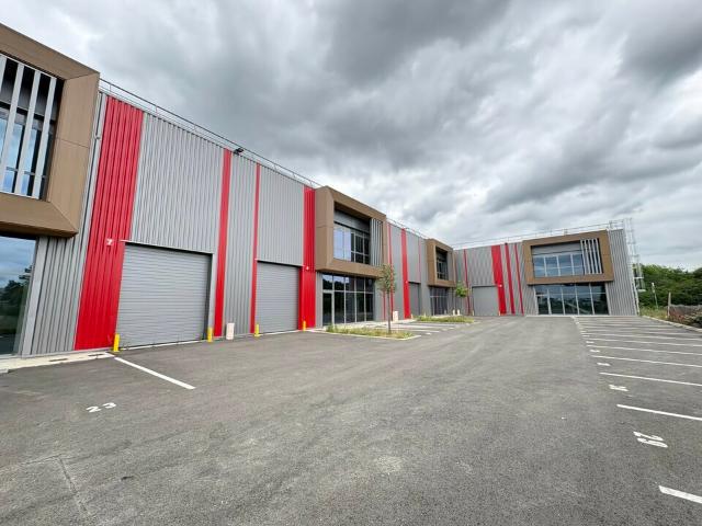 Local Commercial location à Bordeaux, Tresses