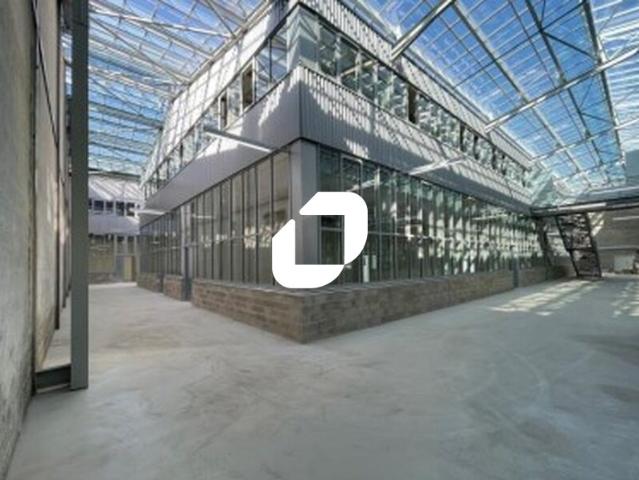 Local Commercial location à Bobigny, Pantin