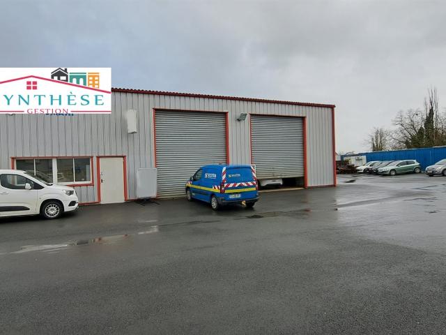 Local Commercial vente à Saintes