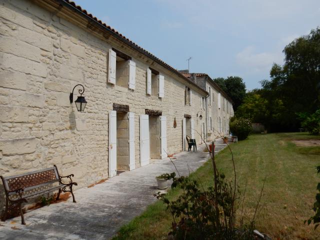Bureau location à Saintes