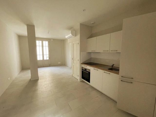 Appartement location à Arrondissement de Draguignan, Saint-raphaël