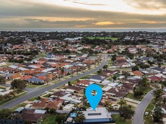 House for rent in Cockburn, Western Australia