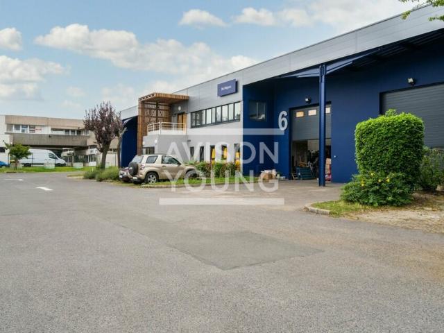 Local Commercial location à Pontoise, Saint-ouen-l'aumône