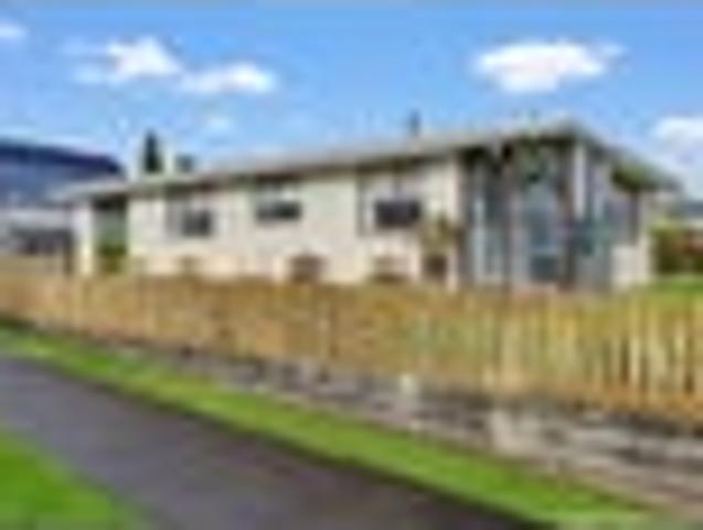 Apartment for sale in Pembroke, Taranaki