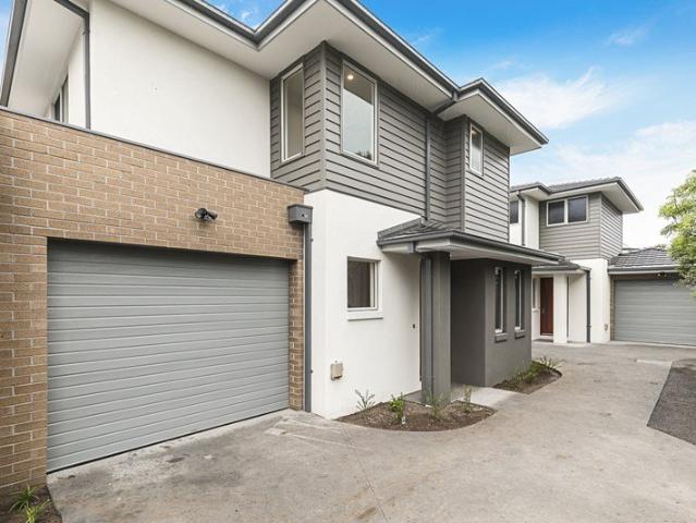 Townhouse for rent in Camerons Creek, Victoria