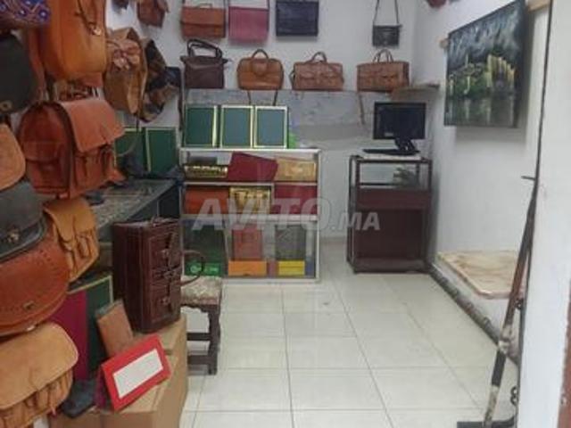 Local commercial location à Rbat