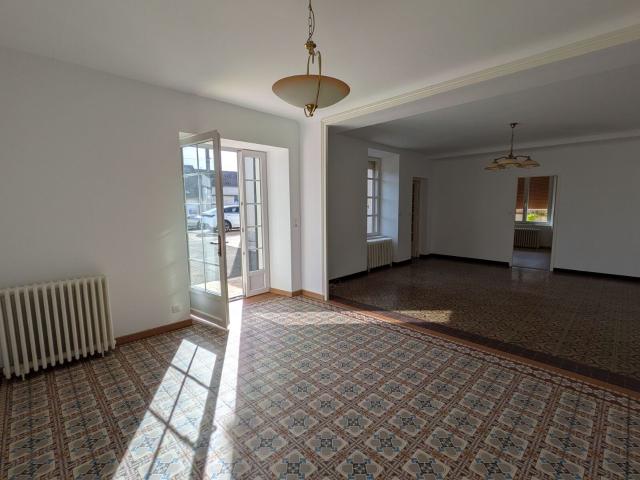 Maison location à Le Bourg, Saint-Péravy-la-Colombe