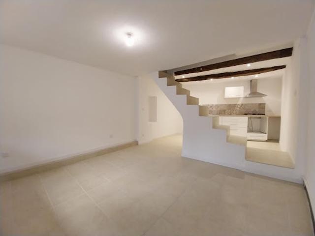 Maison location à Béziers, Saint-thibéry
