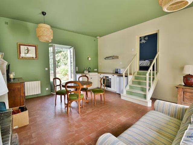 Maison location à Les Dessus des Prés, Lye