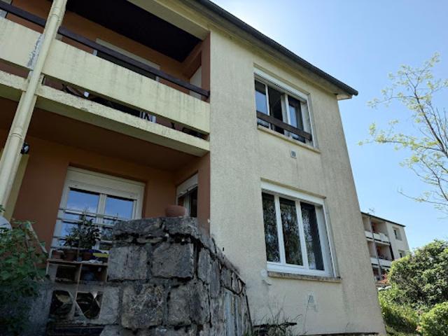 Maison location à Mende, Pelouse